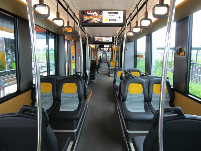 車内