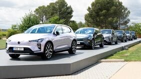 乗り心地､ハンドリング､コーナリングを高次元で両立…ボルボの新型EV｢EX60｣がゲームチェンジャーである所以