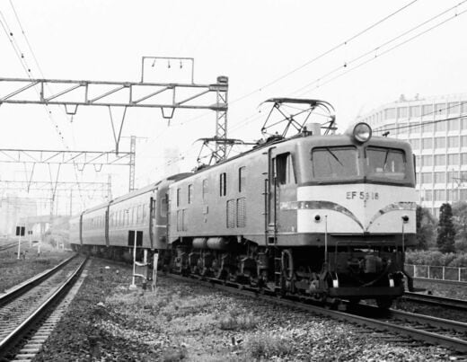 EF58形｣長距離列車を牽引した電気機関車の軌跡 ブルトレから荷物列車