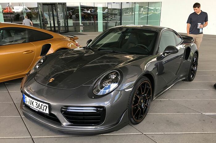 ポルシェ 911ターボS エクスクルーシブシリーズ｜Porsche 911 Turbo S Exclusive Series