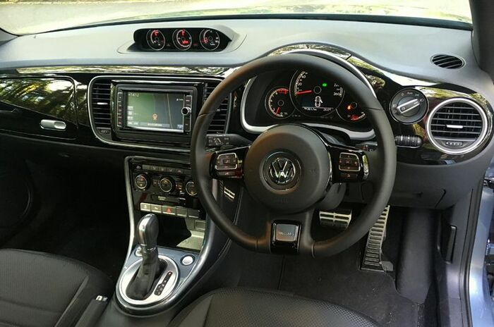 フォルクスワーゲン ザ・ビートル Rライン｜Volkswagen The Beetle R-Line