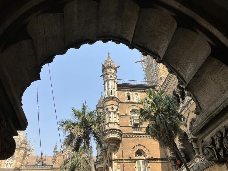 画像 | まるで宮殿､インド｢世界遺産の駅｣の豪華絢爛 ムンバイの