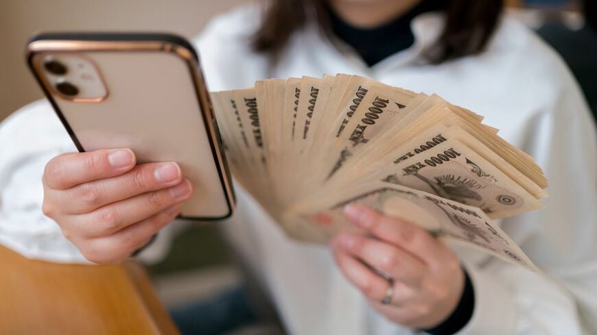 新NISAが始まる今、投資デビューには絶好のタイミング！ 初心者でも成功しやすい秘訣を紹介します（写真：mits／PIXTA）