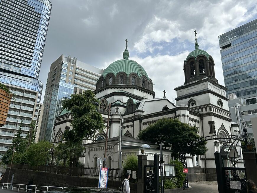 御茶ノ水駅周辺のシンボル的な建物、東京復活大聖堂。通称ニコライ堂（写真：筆者撮影）