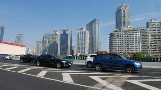 中国｢景気テコ入れ｣で自動車購入規制を緩和