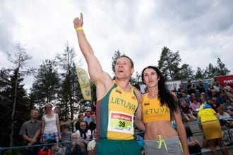 フィンランドで｢妻担ぎ｣レース世界選手権