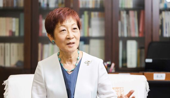 長谷川眞理子氏