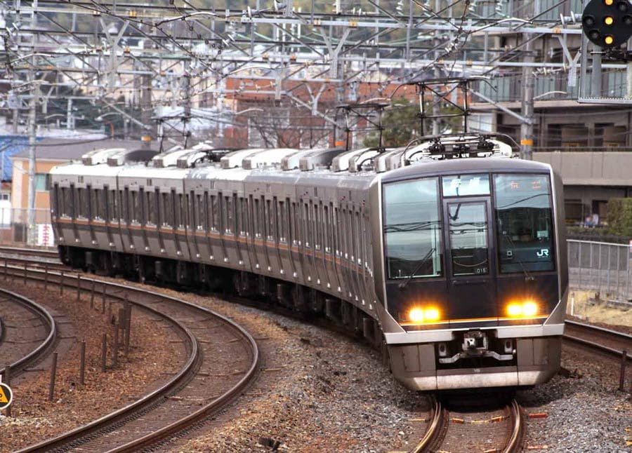 関西の通勤電車は どうして軒並み速いのか 通勤電車 東洋経済オンライン 経済ニュースの新基準
