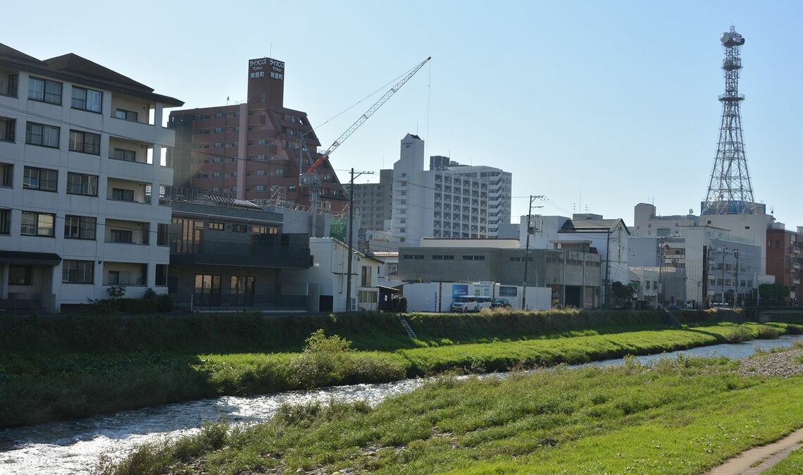 マンション工事が進む盛岡市内