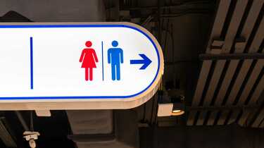 イギリスが｢トイレは男女別｣を義務付けた理由 活発化するトランス