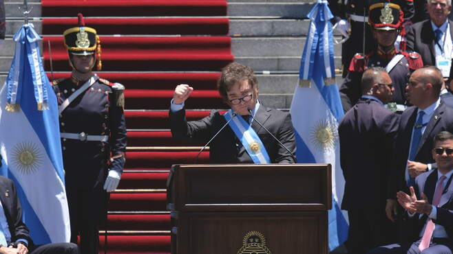 アルゼンチン新大統領は｢荒療治｣を貫けるのか