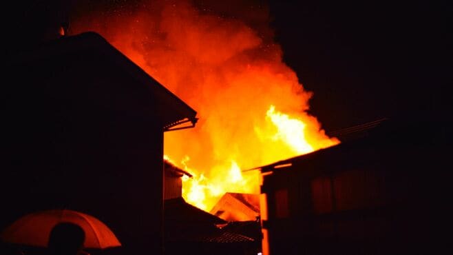 量産の｢火事ニュース｣に覚えた"モヤモヤ"の正体