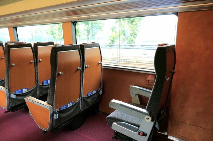 5・8号車には車いすスペースがある