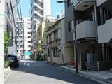 秋葉原の路地の住宅