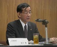 昭和電工が青色ＬＥＤ素子事業から事実上の撤退へ、経営権を豊田合成に譲渡