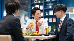 やたらと飲みに誘ってくる上司に聞かせたい…アマゾンで上司が部下に｢絶対に言わない禁句｣と｢必ず求めてくる報告｣