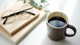 ｢カフェで勉強する人｣は絶対知ってほしい→実はコーヒーは"勉強後"がいい？【研究でわかった意外な効果】