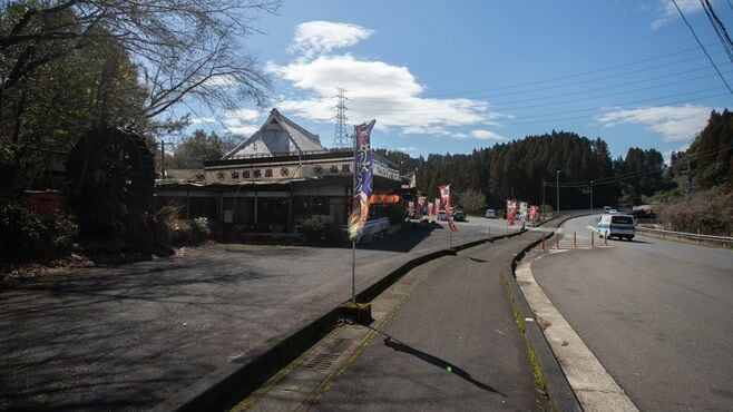 山奥のうどんチェーン｢無料サラダバー｣の凄さ
