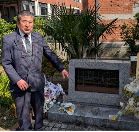 画像 | 日本でも人気高まる韓国の詩人・尹東柱､訳詩集にくすぶる｢4文字