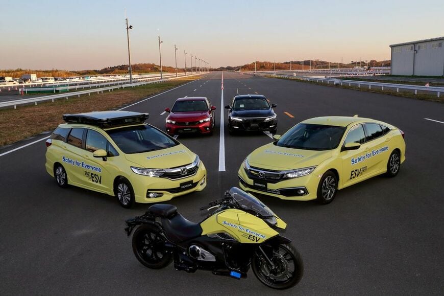 ホンダの将来安全技術搭載車両（筆者撮影）
