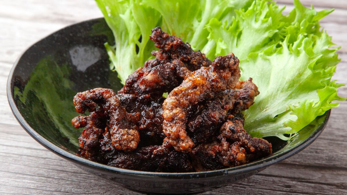 鯨肉や鯨油の驚きの健康パワーについて、研究者に聞きました（写真：ささざわ／PIXTA）