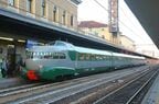 ボローニャ中央駅に停車中のETR252型アルレッキーノ
