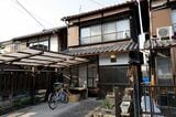 「三姉妹」外観