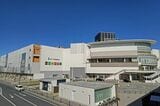 JR駅西口エリアにある三井ショッピングパーク ららぽーと海老名（記者撮影）