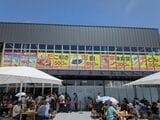「好きやねん大阪フードコート」の「EAST SIDE」へ（筆者撮影）