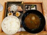 竈門ご飯 一穀 豚の角煮定食