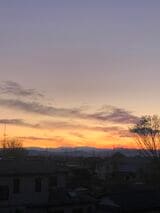 ロマチさんからSHIORIさんに送られてきた夕日の写真の1枚（写真提供：SHIORIさん）