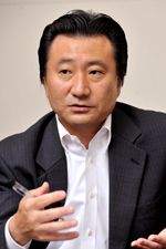 地域活性化のカギを握るのは<br />「人材」と「地域金融機関」