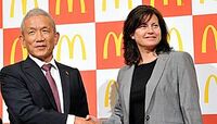 マクドナルド｢原田神話｣､終わりの始まり 原田社長､中核子会社トップの座ついに譲る