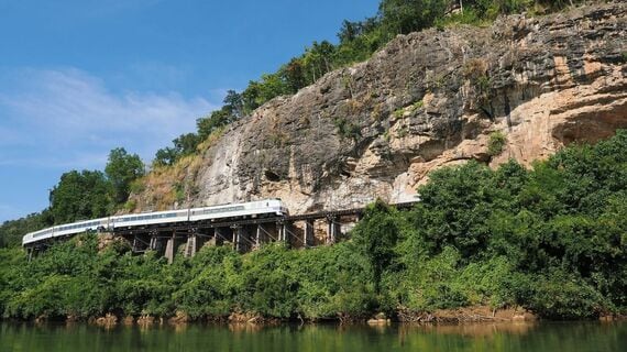 タイ国鉄 キハ183系 貸し切りツアー