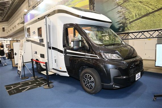 トイファクトリーが輸入販売するライカ製キャンピングカー「エコビップ」