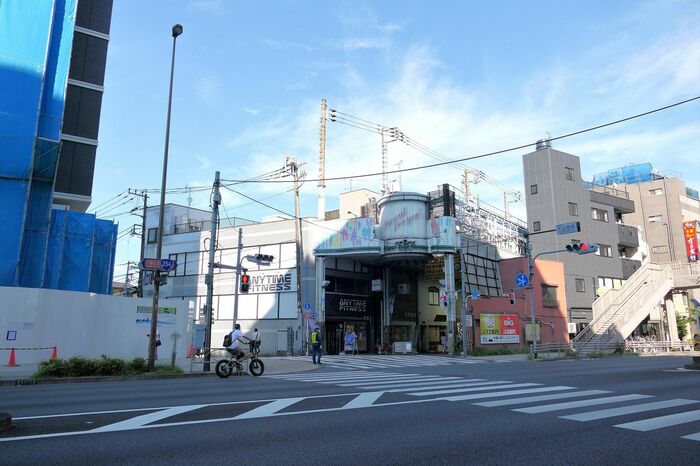 商店街のアーケード