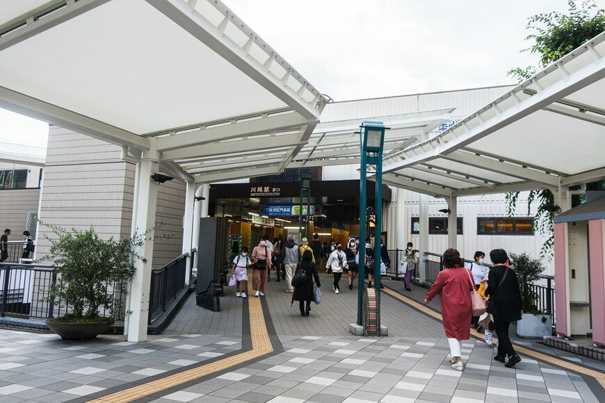 川越駅前のペデストリアンデッキ