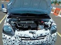 ガソリン車で燃費30キロ、ダイハツがハイブリッド車に肉薄