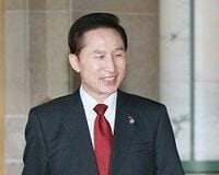 米国産牛肉の輸入再開で韓国“騒乱”