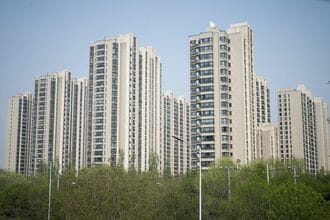 中国の新築住宅価格15年4月以来6年ぶりの下落