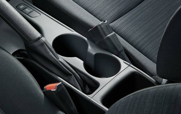 トヨタ「ヤリス」のインテリア（写真：トヨタ自動車）