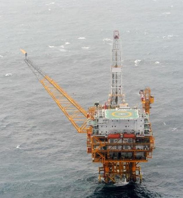 13年7月､土台設置を確認（第2基)