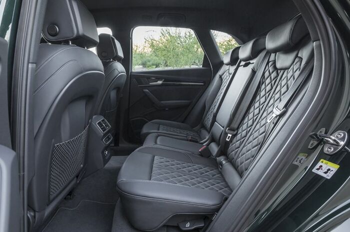 アウディ Q5 3.0 TDI  クワトロ｜Audi Q5 3.0 TDI quattro