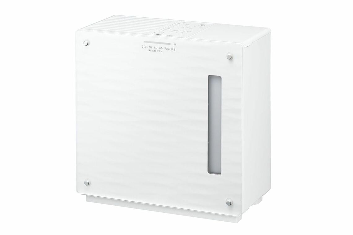 パナソニックの気化式加湿器。ハイブリッド式によく似ているが、ヒーターがついていない（写真：メーカーウェブサイトより）