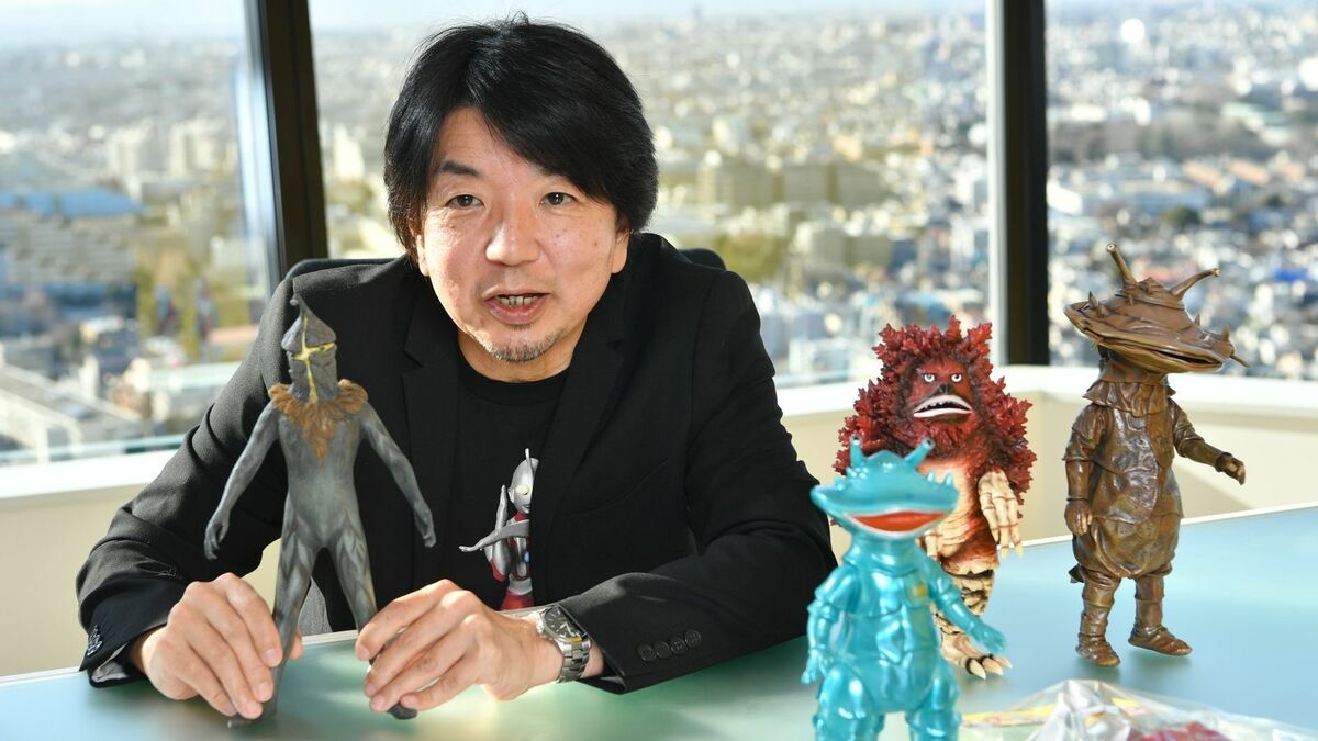 ウルトラマン愛｣を仕事にした円谷社員の人生 20年かけて集めたグッズは