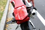 ウインカーは転倒時のダメージ軽減を意識