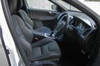 ボルボ XC60 T6 AWD Rデザイン｜Volvo XC60 T6 AWD R-Design