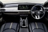 三菱の新型SUV「エクスフォースHEV」（筆者撮影）