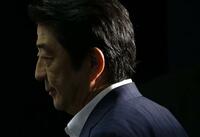 首相周辺で高まる「消費税３％増税」縮小論 中期財政計画などに影響も