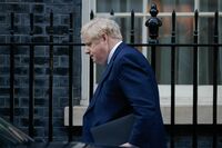 泥船から脱出､英ジョンソン首相側近4人が辞任 08年以降ジョンソン氏支えた政策チーム責任者も